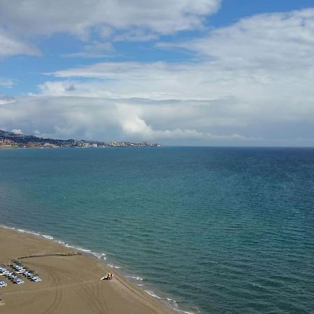 Seafront Apartment With Open-Air Heated Pool Fuengirola Exterior photo